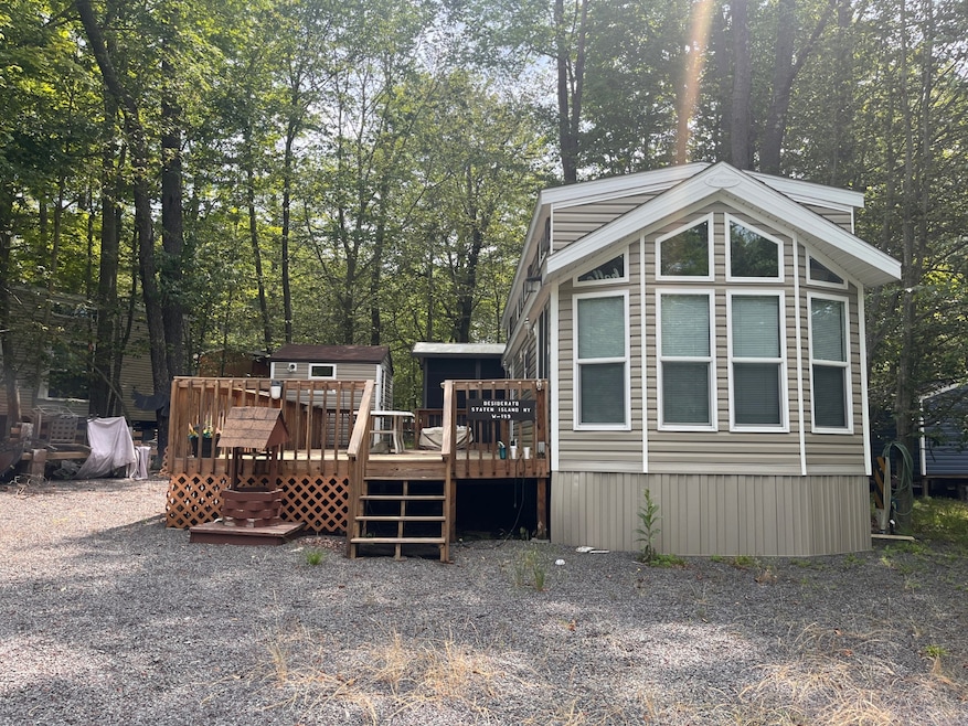 159 Qual Trail unit WL2-159, Gouldsboro, PA 18424 - photo 1