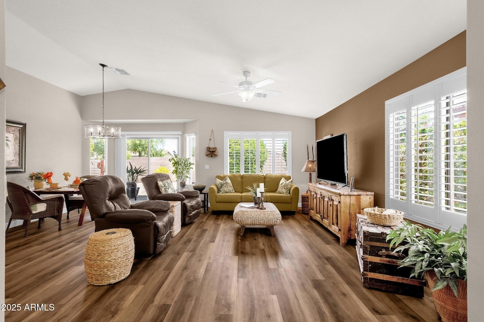11-web-or-mls-4332-e-cassia-ln