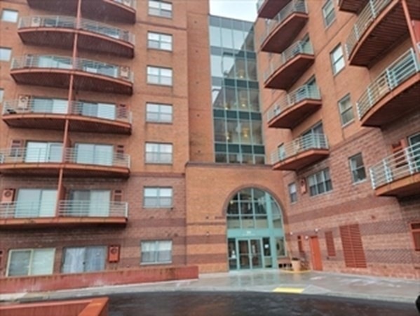 The Montclair Condominiums unit 510, Quincy, MA 02171 - photo 1