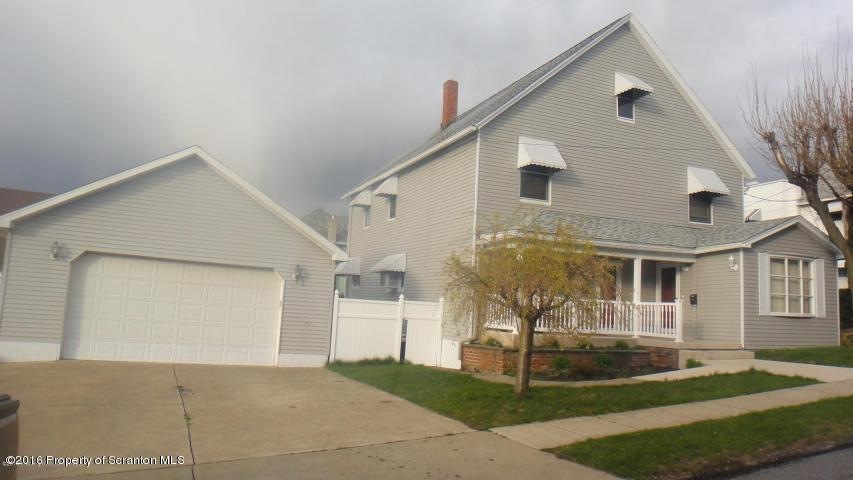 1312 Dartmouth St, Scranton, PA 18504 - photo 1