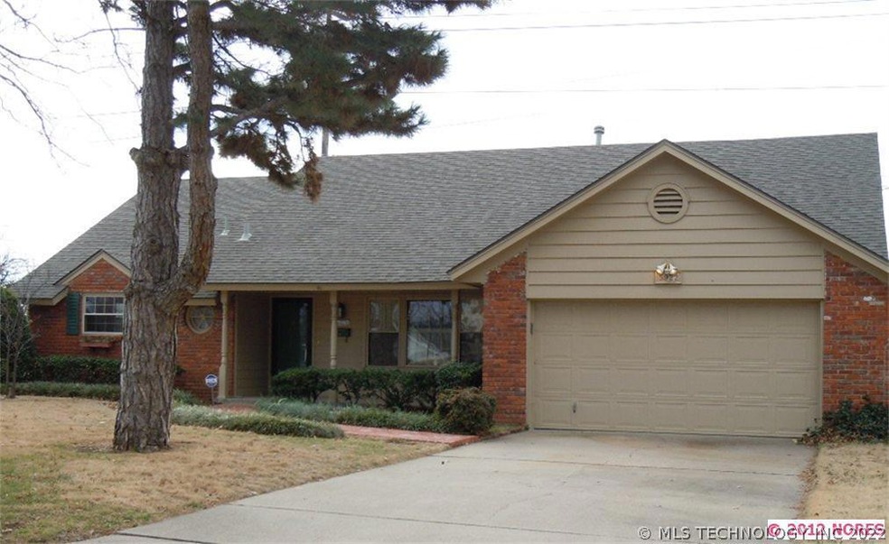 Nice curb appeal on a quiet street in the heart of