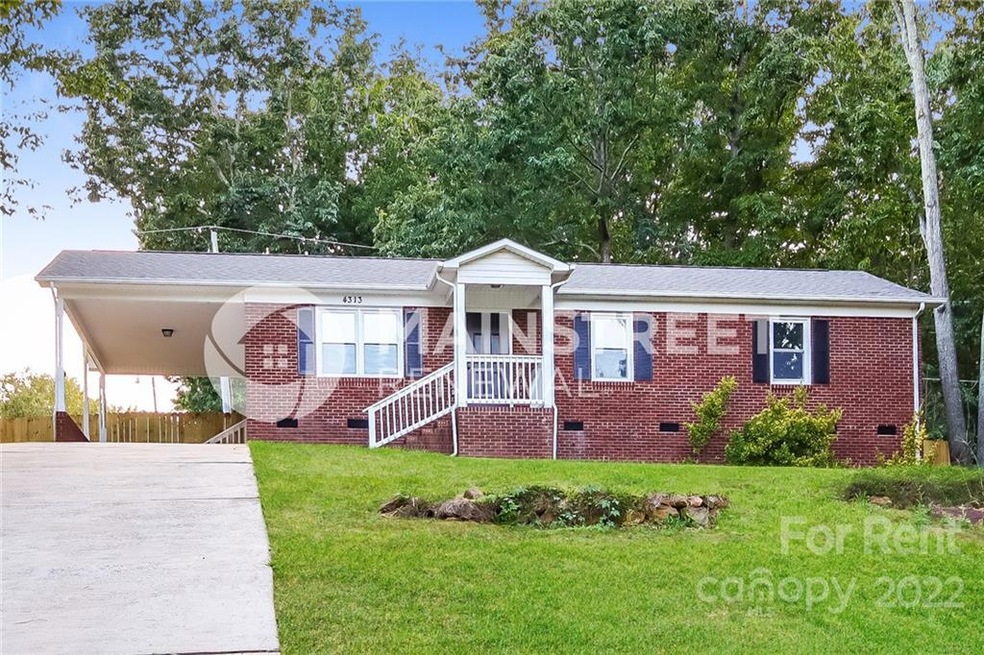 4313 Pinto Ln, Gastonia, NC 28052 - photo 1