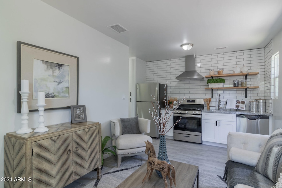 For Rent $1,475/month