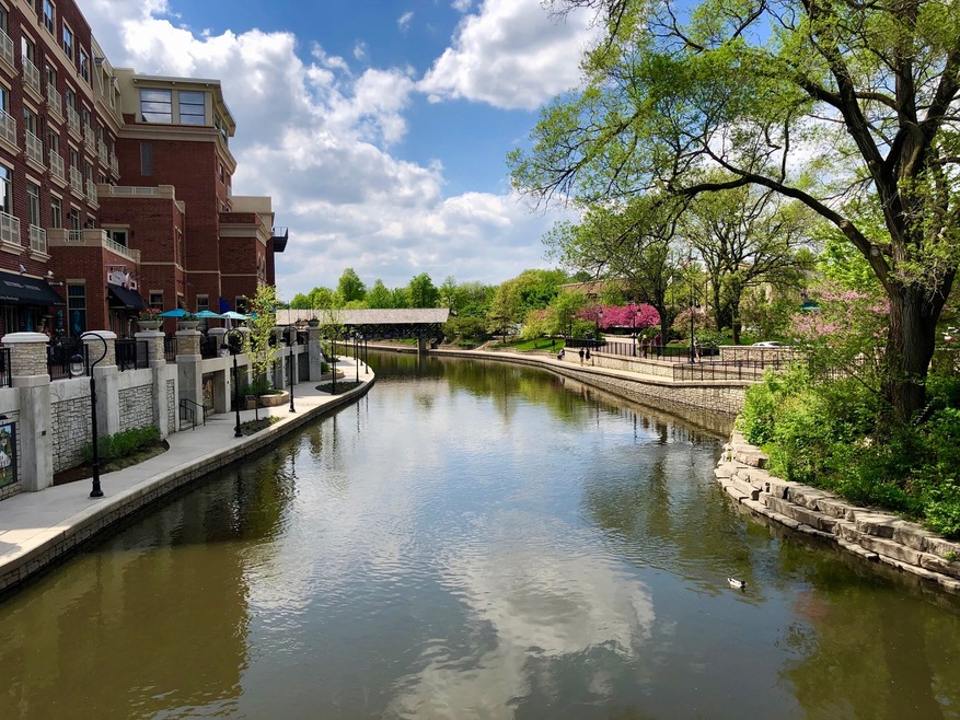 711 S Sleight St, Naperville, IL 60540 - photo 1