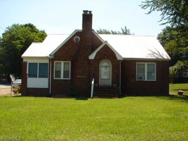 2419 S Fayetteville St, Asheboro, NC 27205 - photo 1
