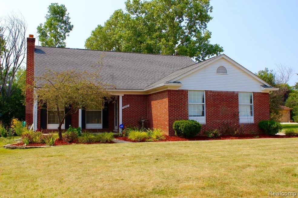 Manicured Front Lawn