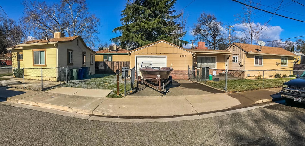 2556 /2538 Lanning Ave, Redding, CA 96001 - photo 1
