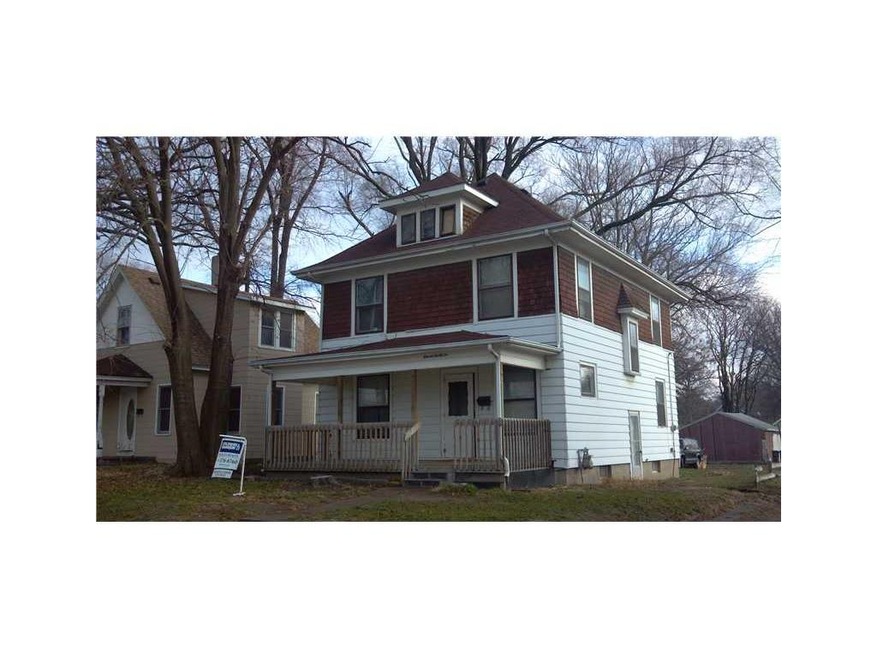 1136 15th St SE, Cedar Rapids, IA 52401 - photo 1