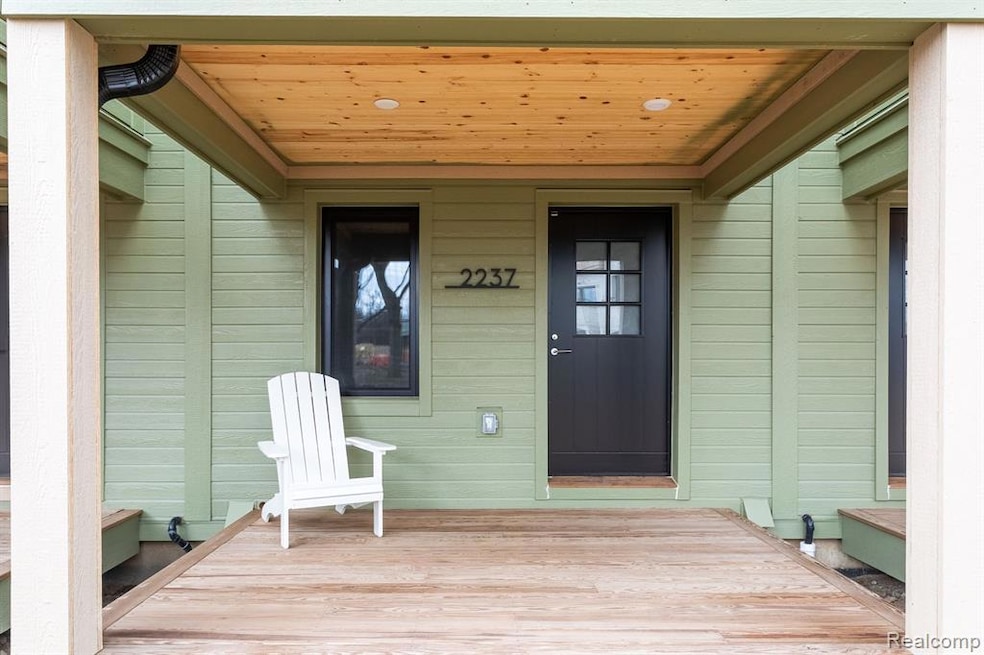 Under Contract $649,000