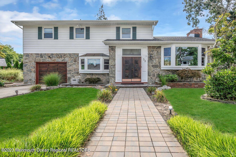 33 Hollybrook Dr, Toms River, NJ 08753 - photo 1