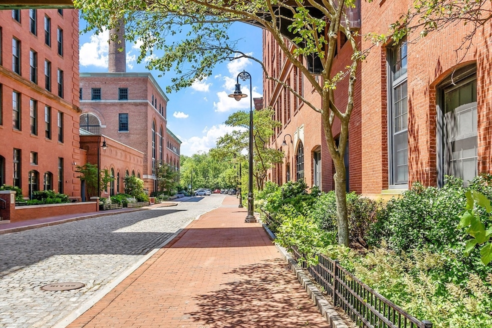 Baker Square Condominiums unit F309, Boston, MA 02124 - photo 1