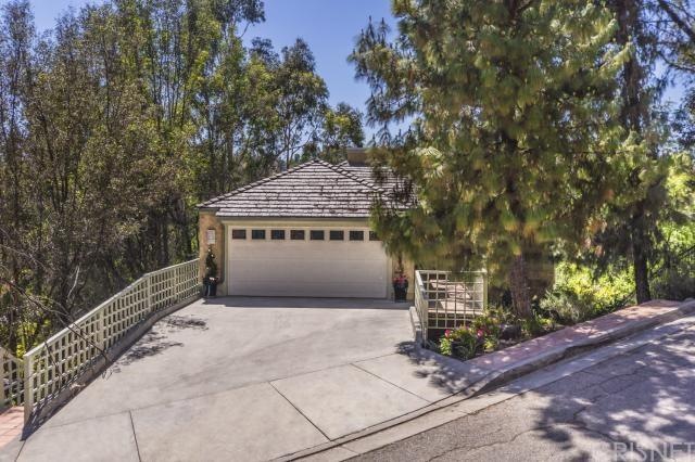 21133 San Miguel St, Woodland Hills, CA 91364 - photo 1