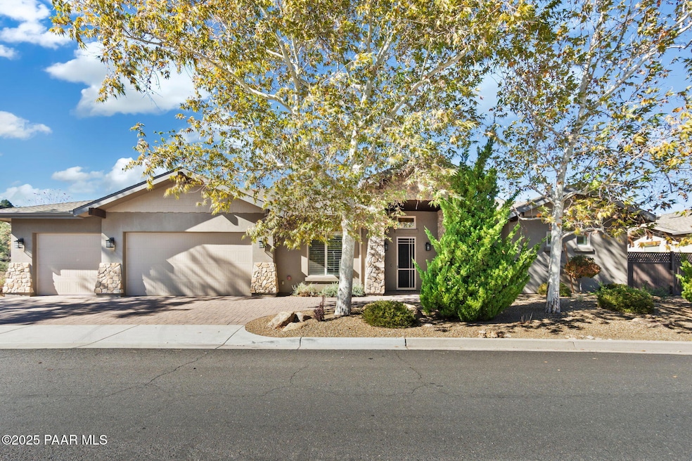 For Sale $885,000 • Co-Listing Agent