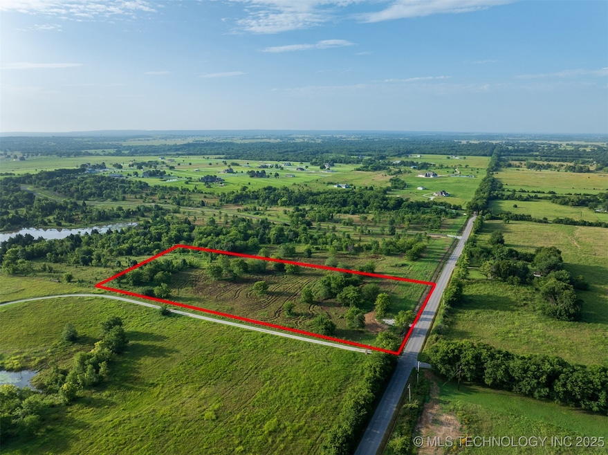 01 S 49th West Ave, Mounds, OK 74047 - photo 1