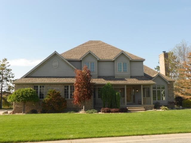 Waterfront home on Waterford Lake in Waterford Gre