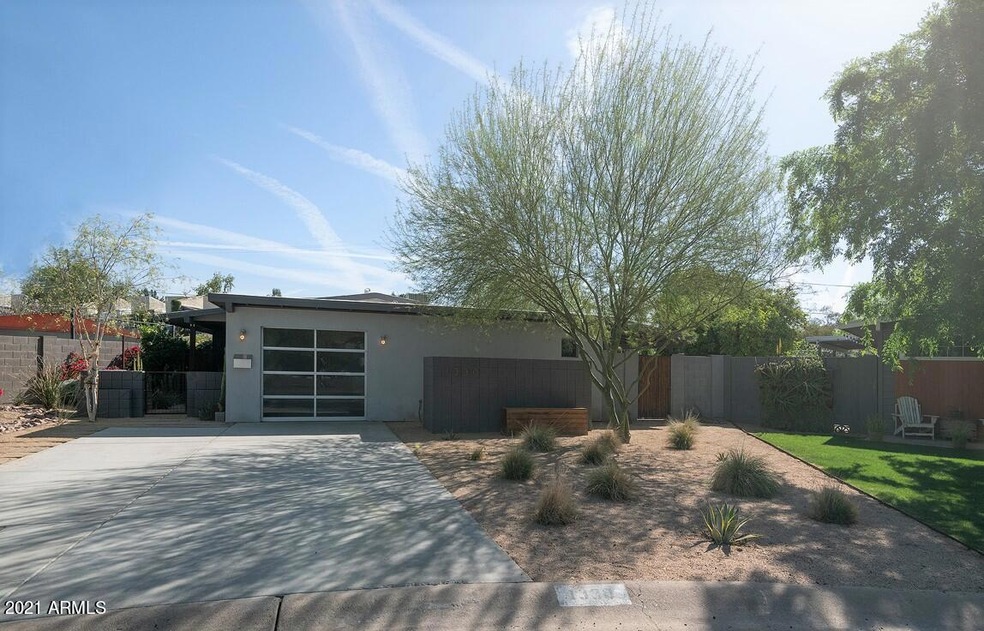 1330 E Verde Ln, Phoenix, AZ 85014 - photo 1