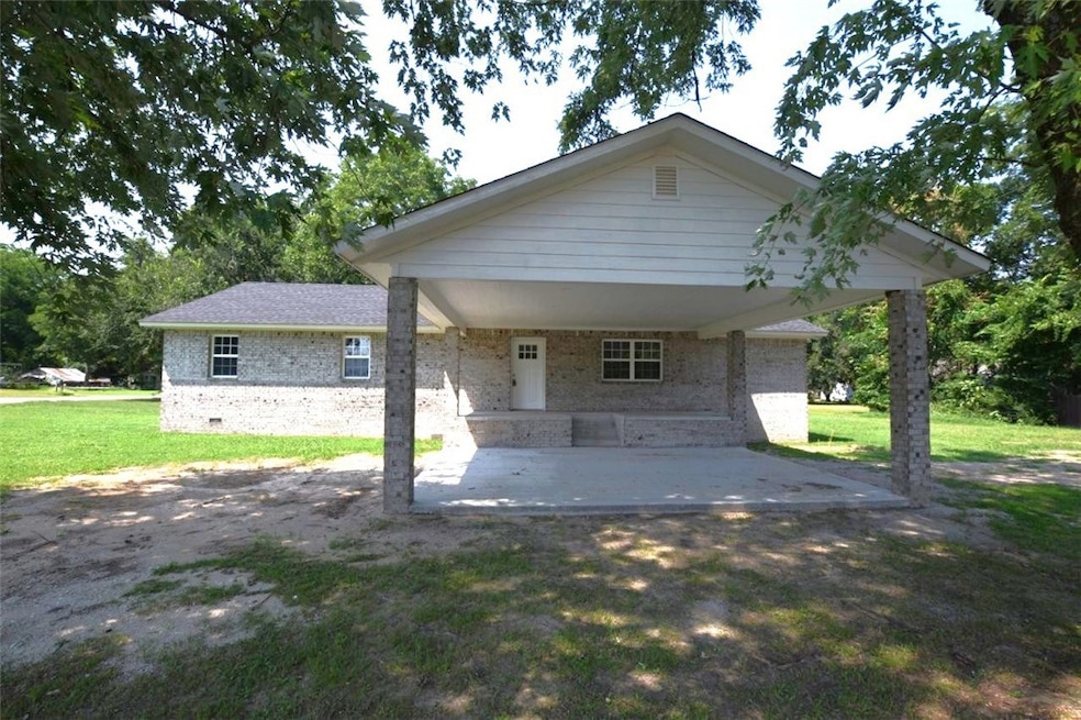 1468 W Division St, Watts, OK 74964 - photo 1