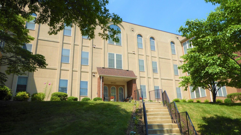 1 Front Exterior