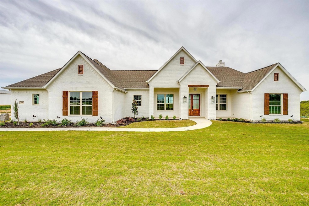 1032 Freedom Ct, Weatherford, TX 76088 - photo 1