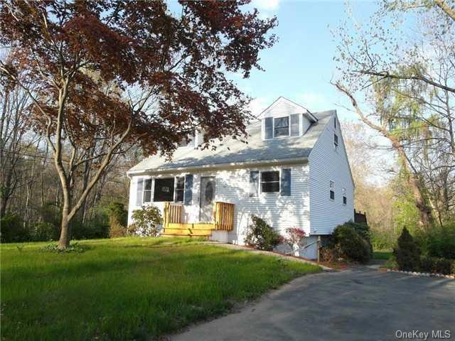 16 Lake Rd, Suffern, NY 10901 - photo 1