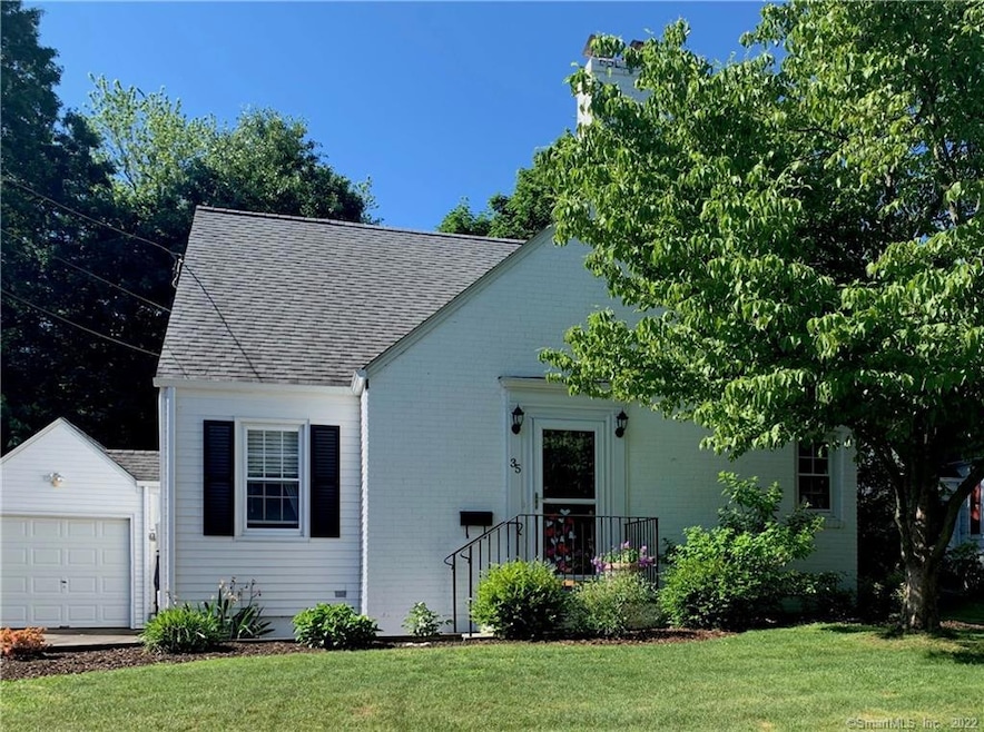 35 Boswell Rd, West Hartford, CT 06107 - photo 1