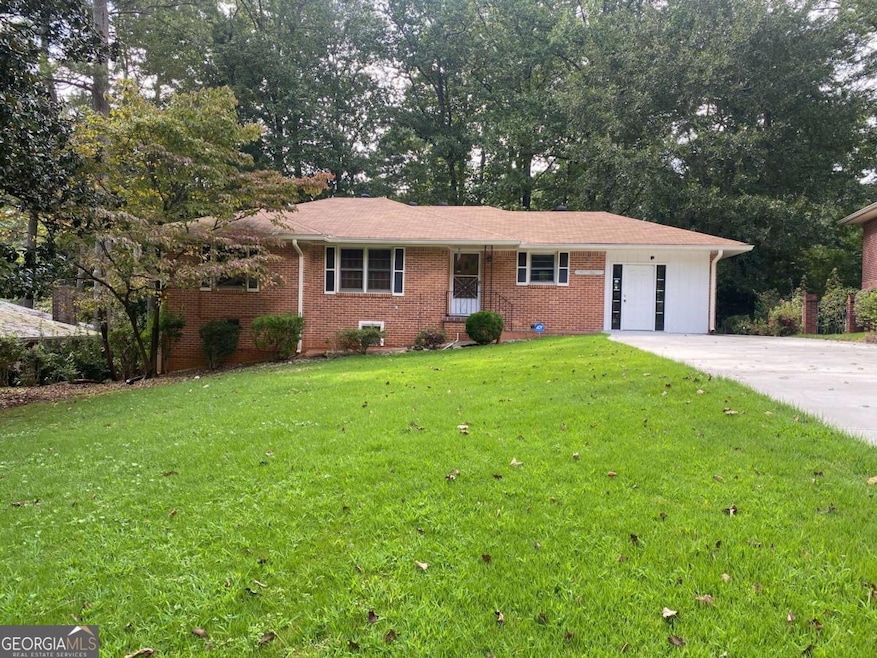 918 Schoel Dr, Decatur, GA 30033 - photo 1