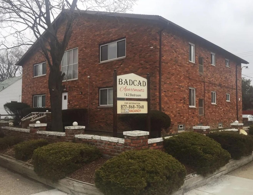 15800 Hubbell Ave, Detroit, MI 48227 - photo 1