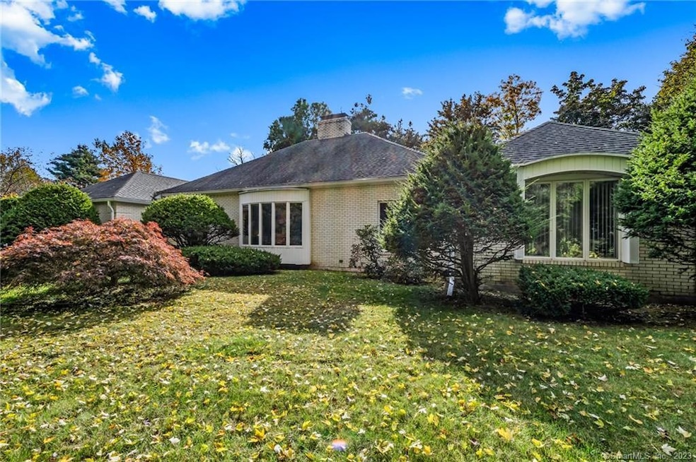 61 Flagg Rd, West Hartford, CT 06117 - photo 1