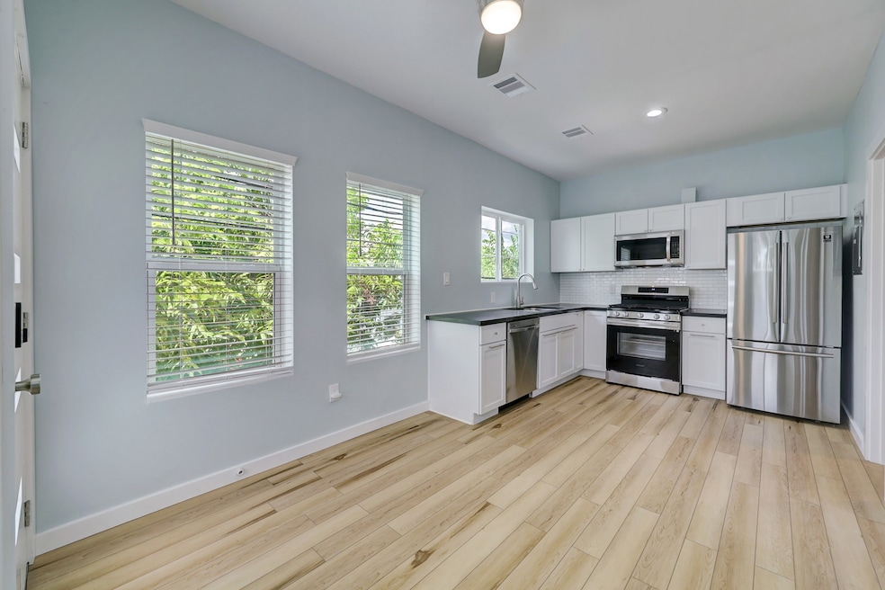 For Rent $1,450/month