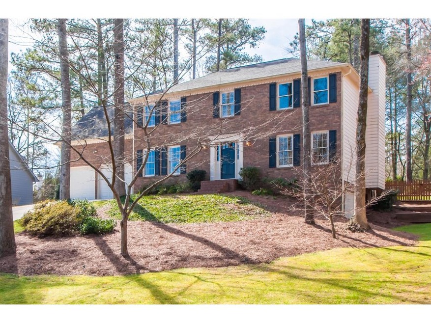 Welcome Home  Wow such curb appeal !!!!