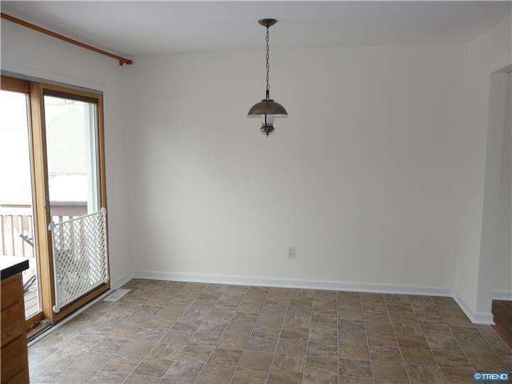 207 Stature Dr, Newark, DE 19713 - photo 1