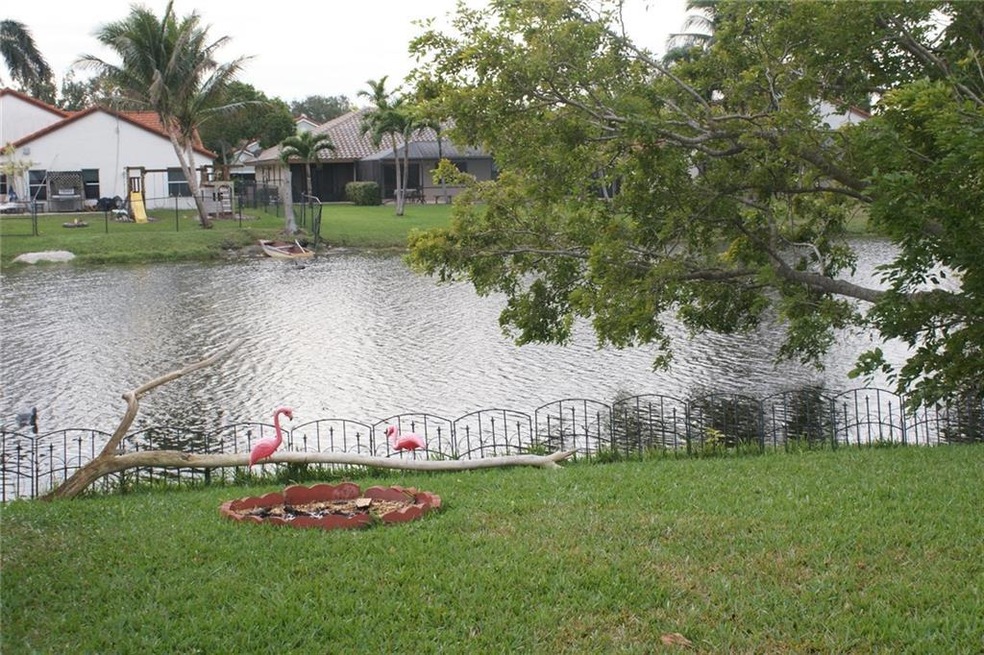 9333 Arborwood Cir, Davie, FL 33328 - photo 1