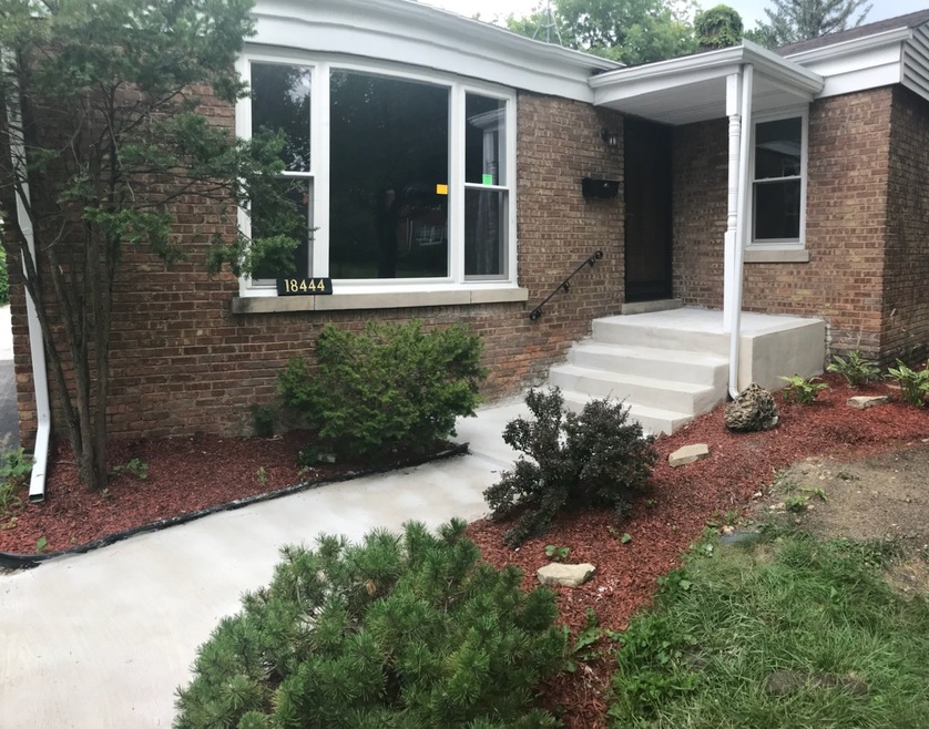 18444 Perth Ave, Homewood, IL 60430 - photo 1