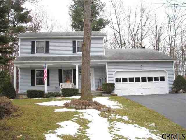 11 Lincoln Ave, Clifton Park, NY 12065 - photo 1
