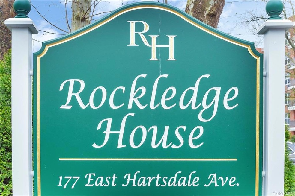 Rockledge House unit 2A, Hartsdale, NY 10530 - photo 1