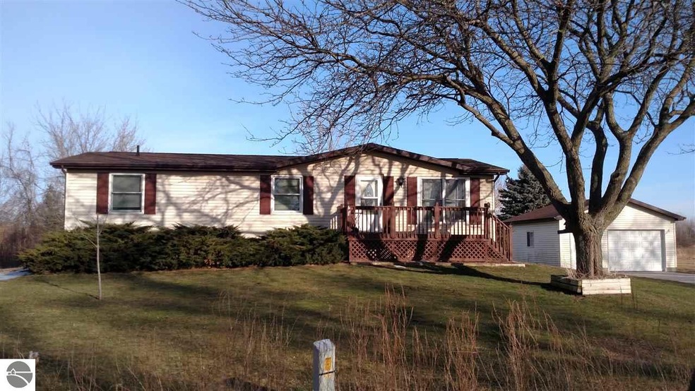 111 S W, Au Gres, MI 48703 - photo 1