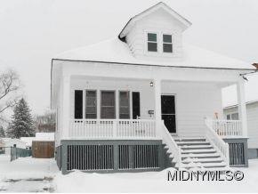 Front view & driveway to left