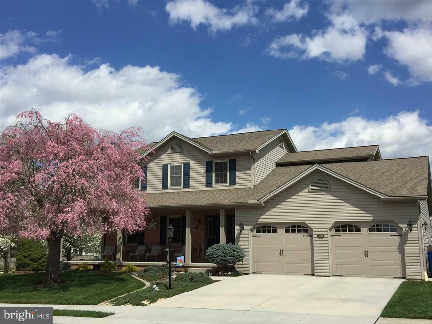 130 Wheaton Dr unit 120, Littlestown, PA 17340 - photo 1