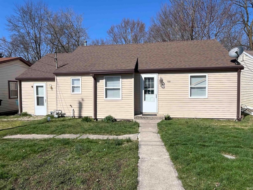1002 E 21st St, Muncie, IN 47302 - photo 1