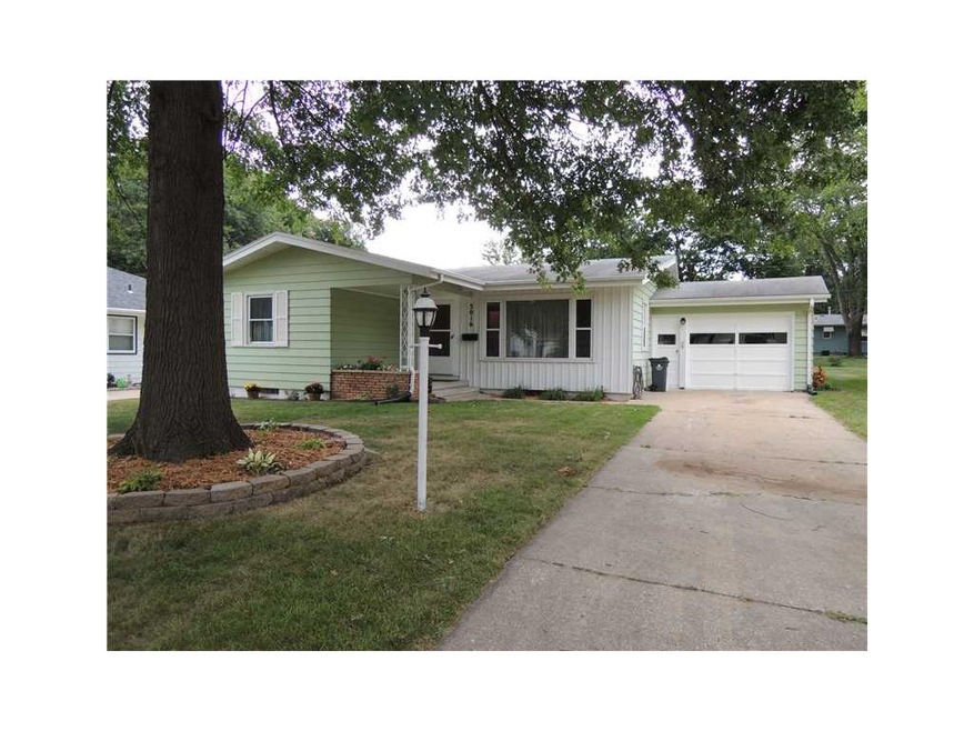 Front Exterior. HUGE OAK TREE, GOOD DRIVEWAY