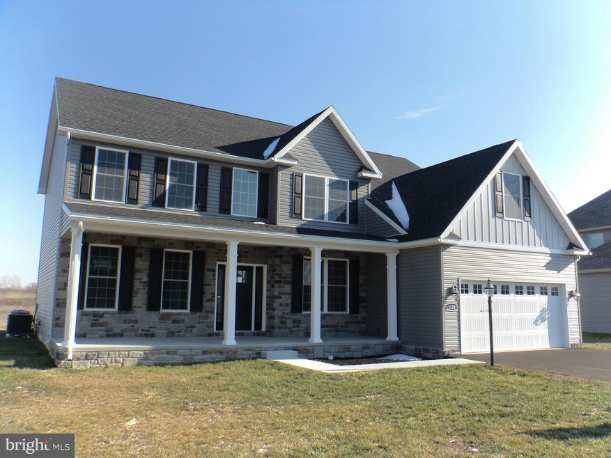 1129 Cydney Ln, Greencastle, PA 17225 - photo 1