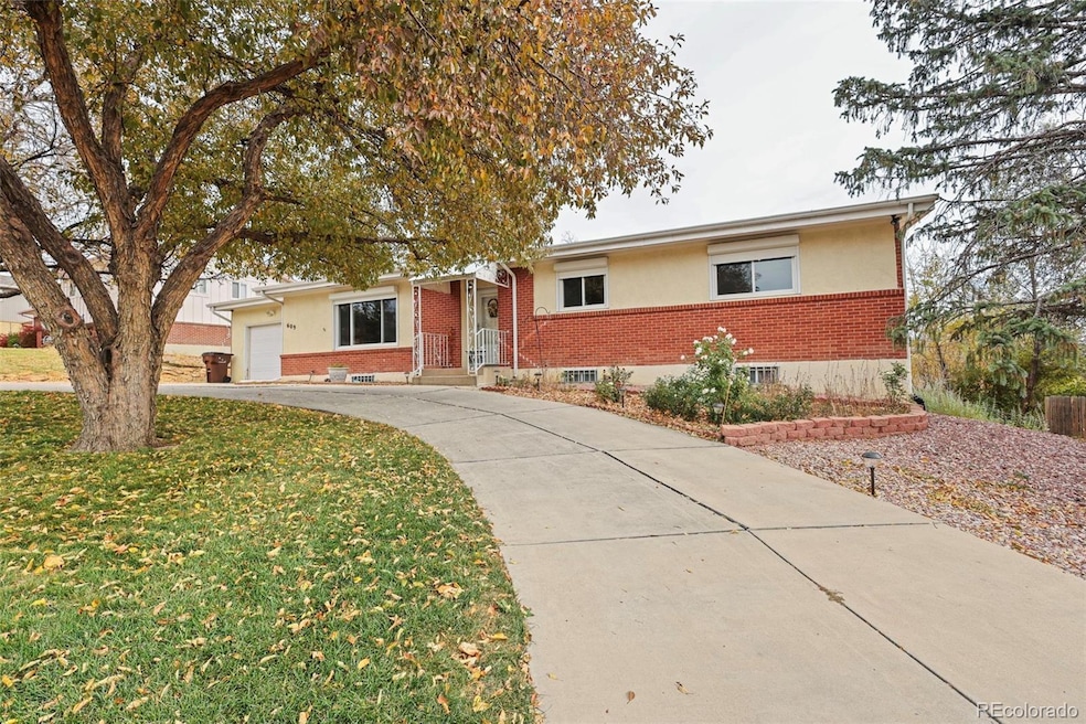 609 Crestridge Ave, Colorado Springs, CO 80906 - photo 1