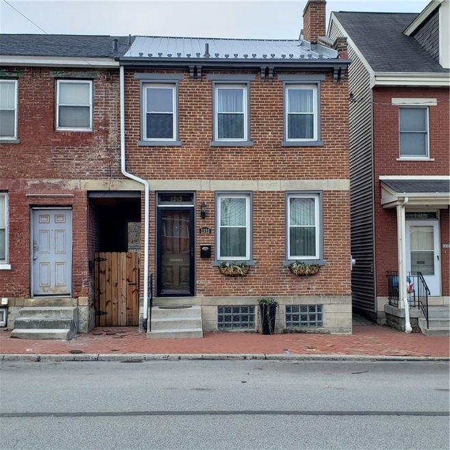 1313 Pennsylvania Ave, Pittsburgh, PA 15233 - photo 1