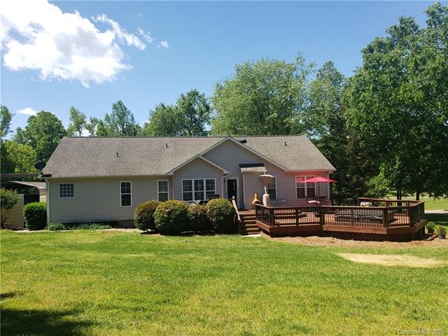 1414 Stonebriar Ln, Clover, SC 29710 - photo 1