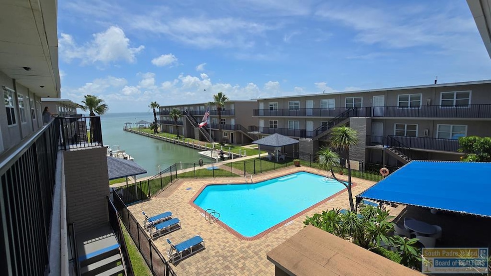 200 W Sunny Isle Dr unit D124, South Padre Island, TX 78597 - photo 1