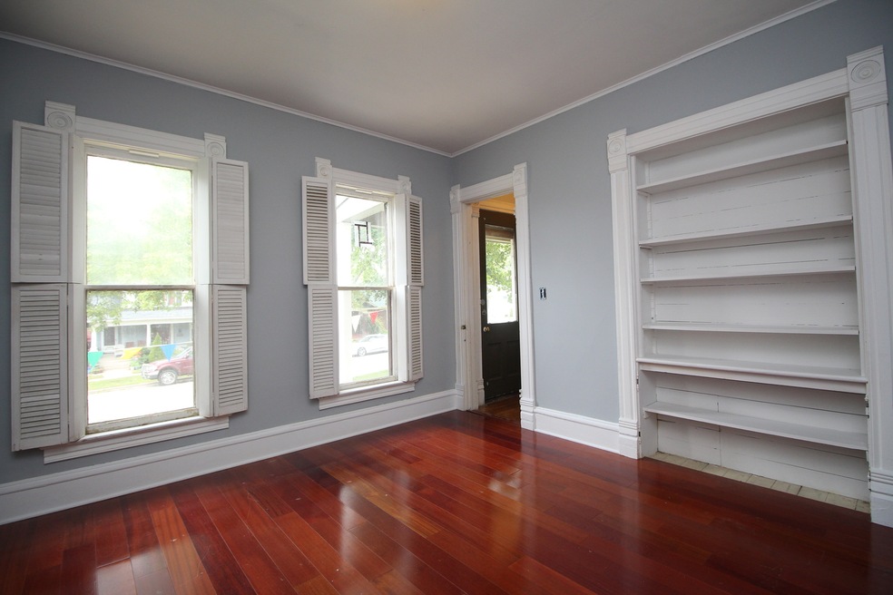 625 N Spring St, Elgin, IL 60120 - photo 1