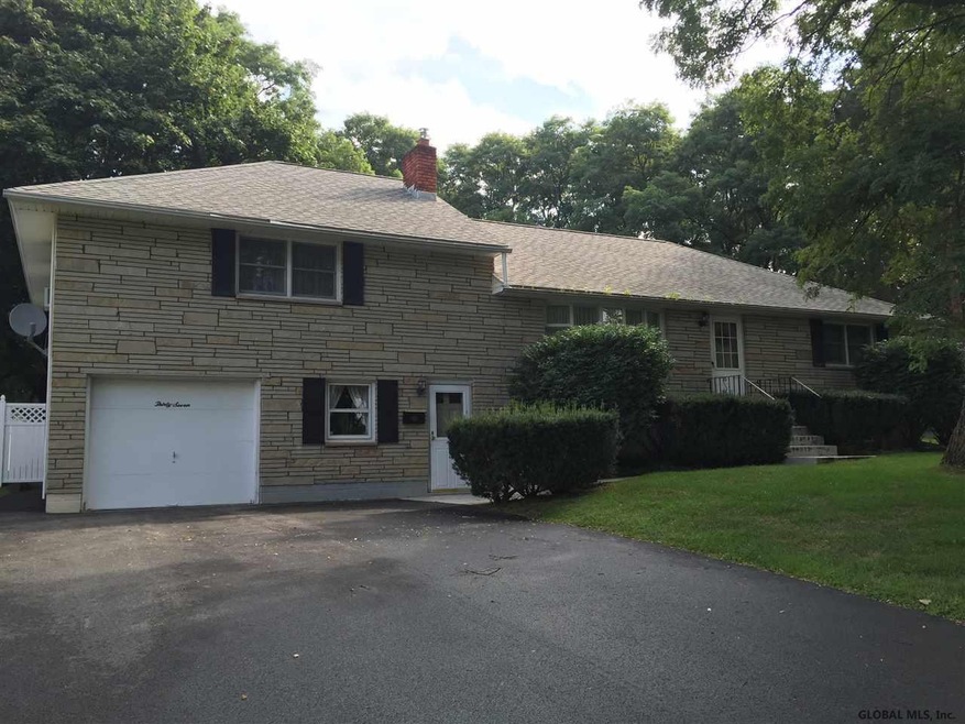 37 Northgate Dr, Albany, NY 12203 - photo 1