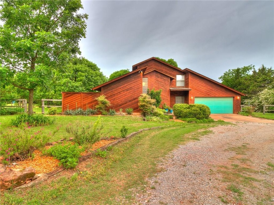 1782 N Highway Dr, McLoud, OK 74851 - photo 1