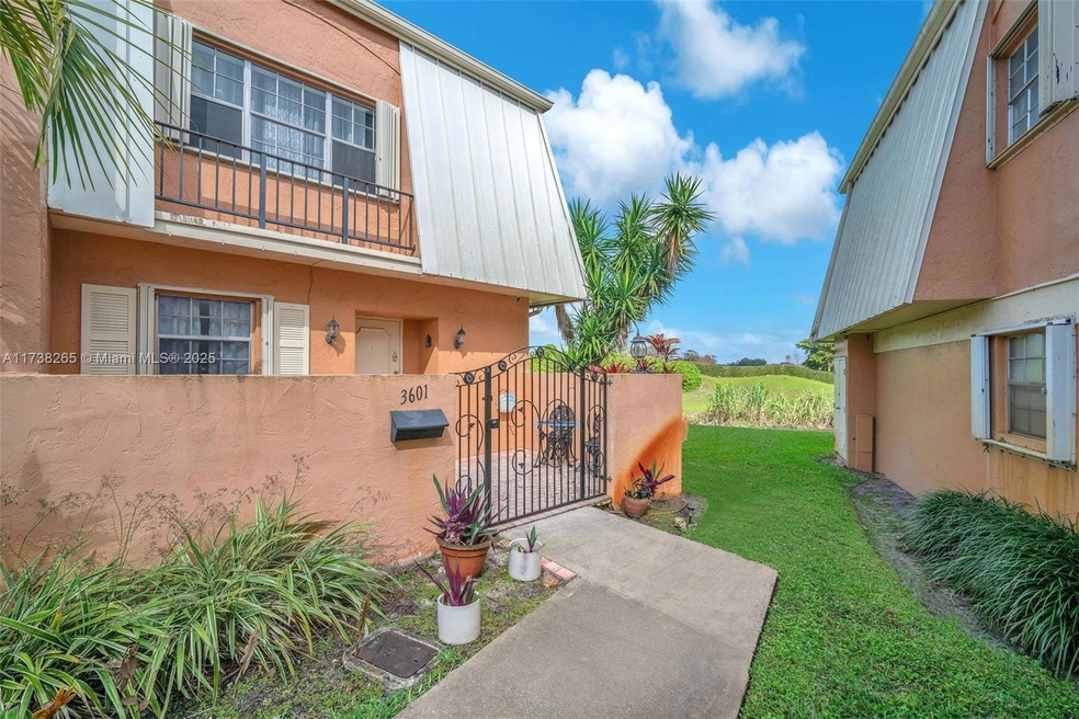 3601 Citrus Trace unit 57, Davie, FL 33328 - photo 1