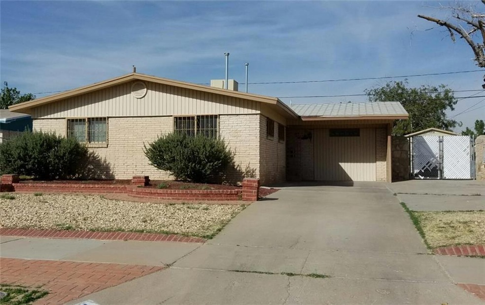 7830 Broadway Dr, El Paso, TX 79915 - photo 1